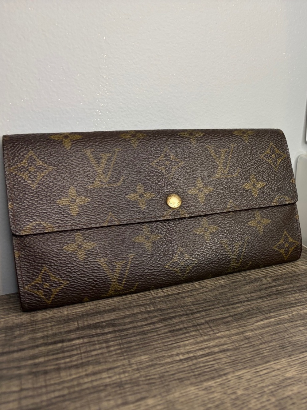 Louis Vuitton Sarah Wallet on chain – Monogram Canvas – Authentic